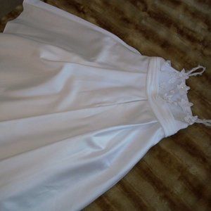 GIRL'S DAVID BRIDAL SIZE 3 IVORY FLOWER GIRL DRESS